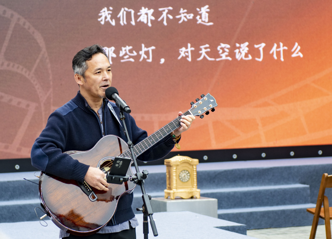 广州几代人的爱情里都有它！90岁金声电影院上演浪漫元宵诗会(图6)