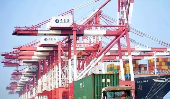 世界上最嚣张国家：美国不敢轻易招惹中国每年要交100亿过路费(图20)