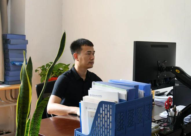 大力弘扬教育家精神加快建设教育强国 2023年度华航记功个人风采展(图18)